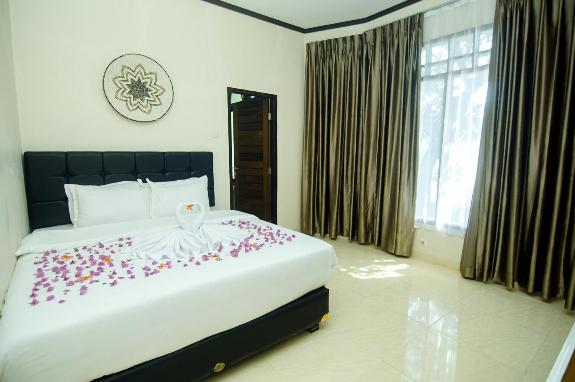 Villa Gili View By Maza Teluknarat Exterior foto